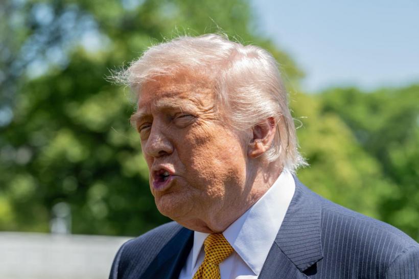 Donald Trump continuă să amenințe Iranul. Prețul petrolului expodează