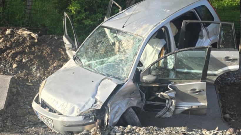 Cine este Beatrice Andreea, tânăra care și-a pierdut viața în accidentul teribil din Gorj. Mașina s-a izbit violent de un parapet