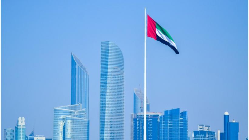 Alertă în Emiratele Arabe Unite: Incendiu provocat de o dronă în apropierea centralei nucleare Barakah