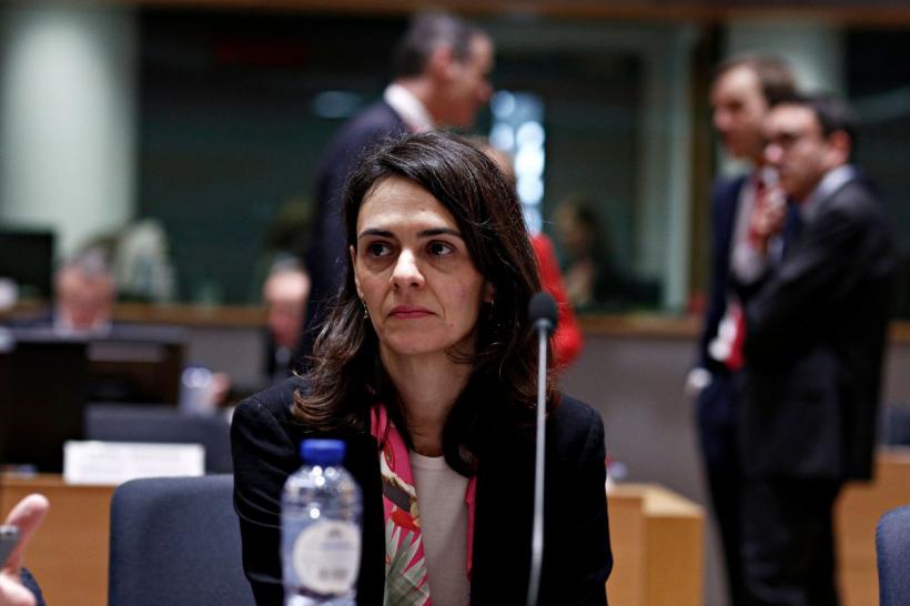 Consultări fără rezultat la Cotroceni. Delia Velculescu, în cărți pentru Palatul Victoria