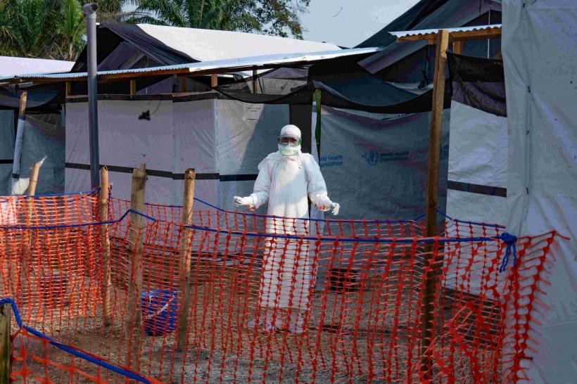 Ebola, în anticamera pandemiei