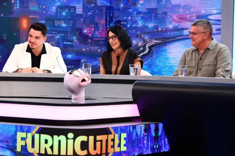 Bogdan de la Ploiești este invitatul zilei la Furnicuțele, de la ora 17:00, la Antena 1! Iubita lui, Vanessa, băieții și părinții săi îl vor surprinde cu apariția în platoul show-ului!