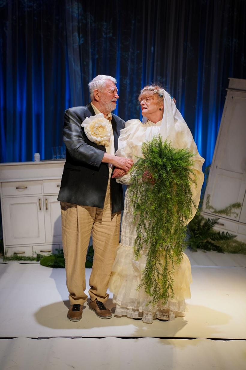 Debut în dramaturgie pentru actorul Emil Coșeru – premiera producției „Hârjoana”, în regia Alexandrei Bandac Marian 19008883
