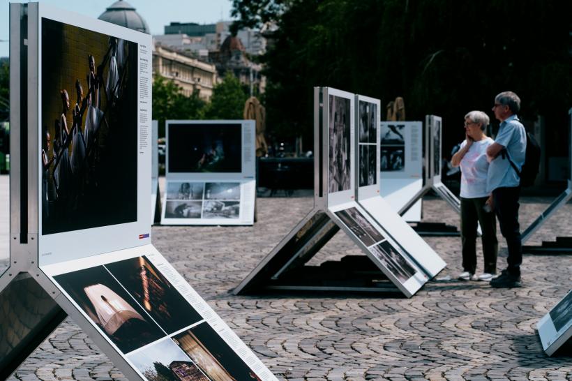 World Press Photo 2026 aduce la București cele mai puternice imagini premiate ale anului