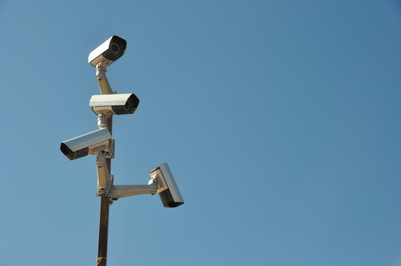 Un monstru crescut cu migală: Big Brother-ul din Oradea te privește cu peste 600 de ochi