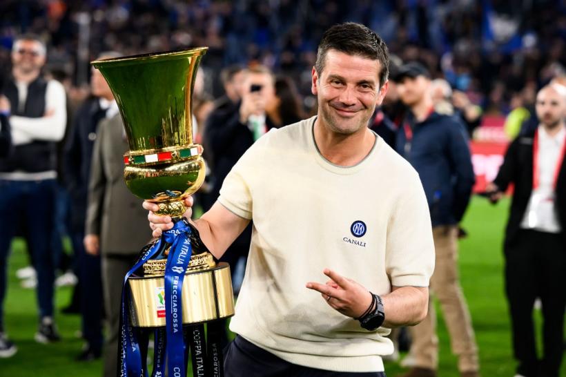Cristian Chivu a fost desemnat cel mai bun antrenor din Serie A