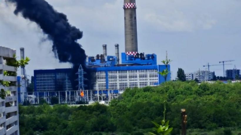 CET Vest a luat foc a doua oară! Nor uriaș de fum toxic după o explozie la un transformator