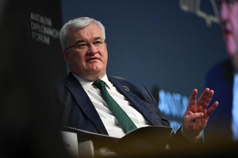 Ucraina și Ungaria organizează consultări privind minoritatea maghiară