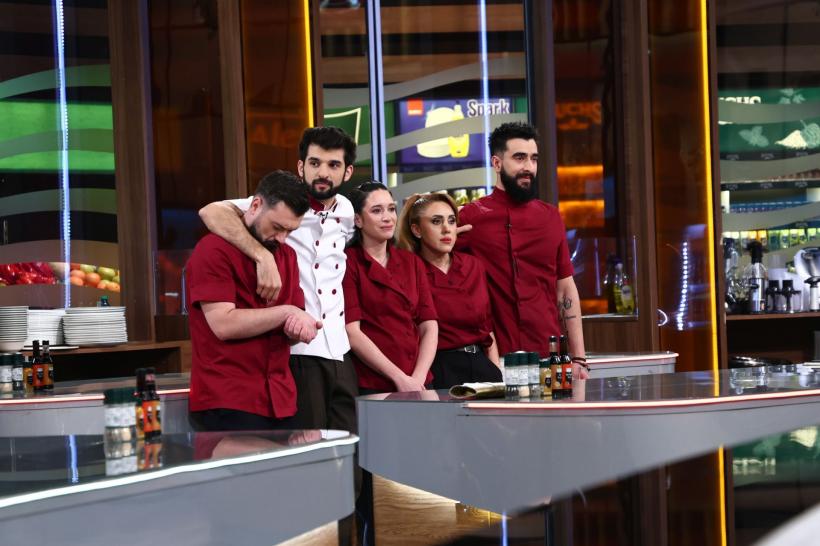 Cea mai intensă Semifinală Chefi la cuțite, diseară, de la 20:30: probe noi și jurizarea-eveniment a Chef-ului cu 3 stele Michelin Mauro Uliassi 19010059