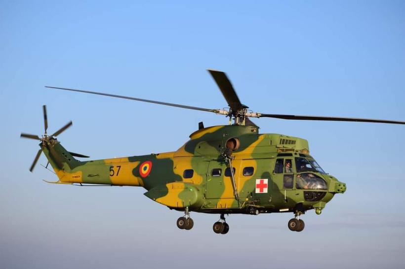 Incident aviatic lângă Reșița. Un elicopter IAR-330 al Armatei Române a aterizat de urgență după o defecțiune tehnică