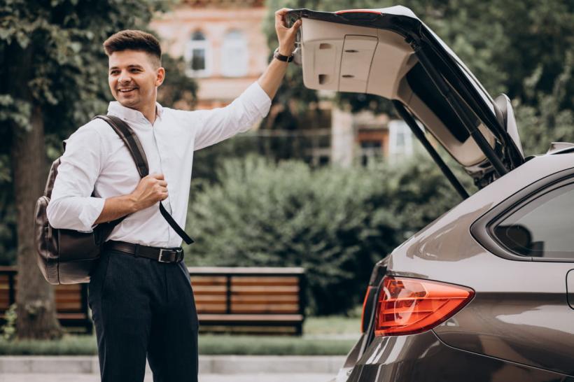 De ce aleg tot mai mulți turiști serviciile de închirieri auto în Suceava pentru city break-uri și excursii
