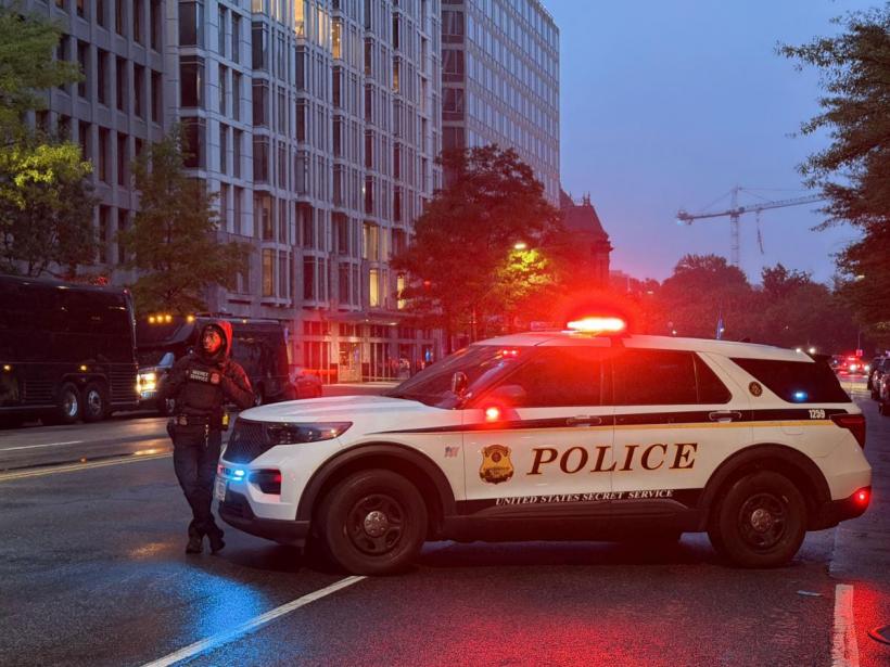 Explozie devastatoare la Washington: Un rezervor cu substanță corozivă s-a prăbușit peste muncitori