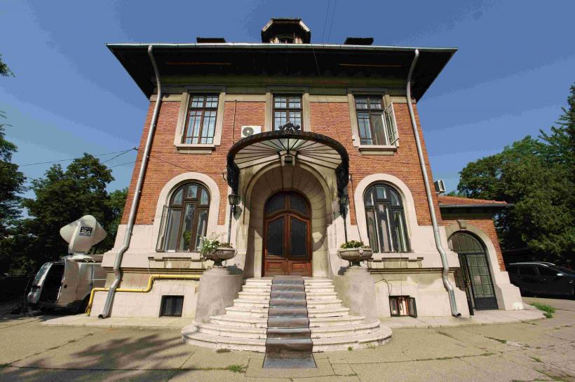 Forța Dreptei, disperată să fie înghițită de PNL. Întregul partid trăiește cu mai puțin de 100 euro/zi 19010506