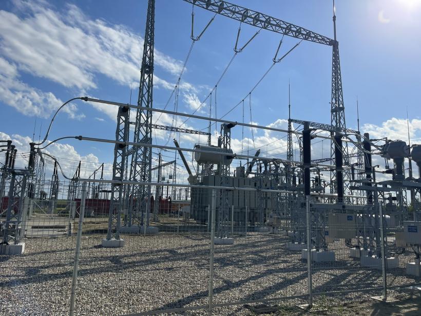 Transelectrica activează la Bradu una dintre cele mai importante investiții energetice din ultimii ani