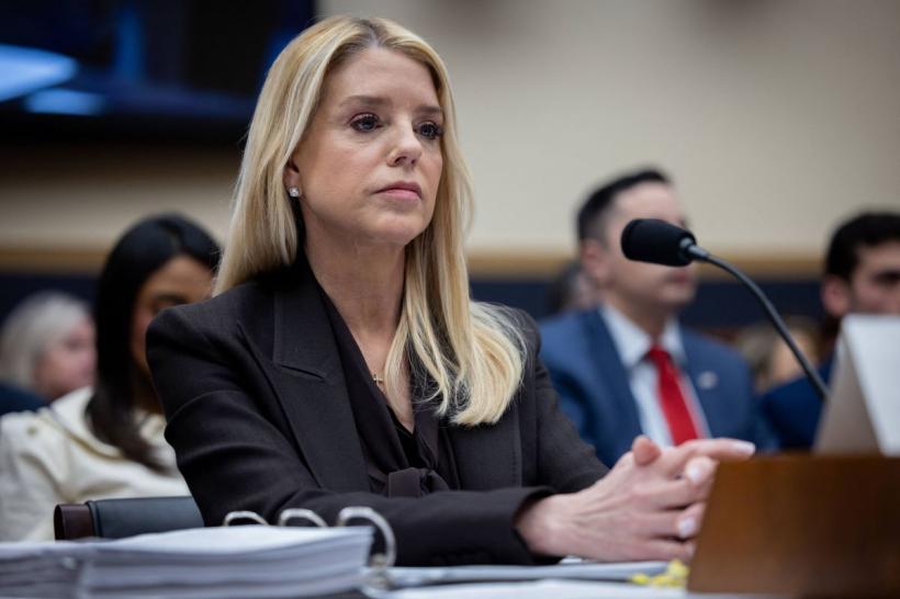 Pam Bondi, fost procuror general al SUA, diagnosticată cu cancer