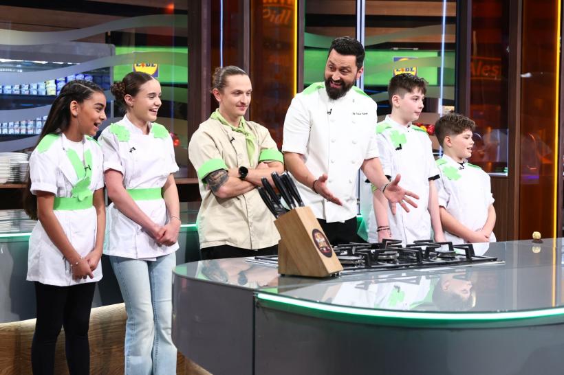 Întrecere savuroasă a echipelor de copii de la Chefi la cuțite – Viitorul are gust: diseară se desfășoară prima confruntare culinară. Jocul de început are ca premiu o amuletă! 19011279