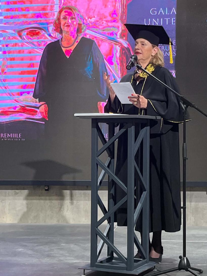 Managerul cultural Aura Corbeanu a primit titlul onorific Doctor Honoris Causa, distincție acordată de Academia de Muzică, Teatru și Arte Plastice Chișinău 19011305