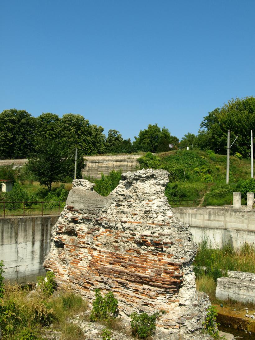 Dacomania, dacopatia și adevărul: Istoriile podului roman de la Drobeta 19011392