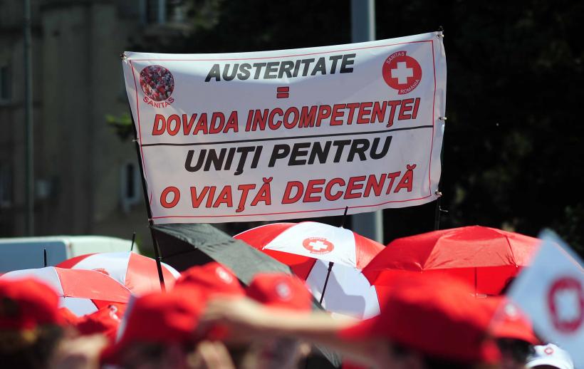 Proteste masive în București. Mii de angajați din sănătate au ieșit în stradă împotriva noii legi a salarizării 19011717