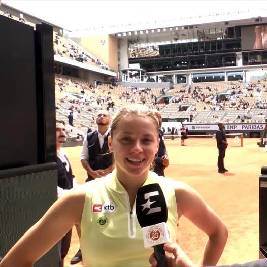 Șoc istoric la Paris: Jucătoarea de pe locul 114 mondial s-a calificat în semifinalele Roland Garros