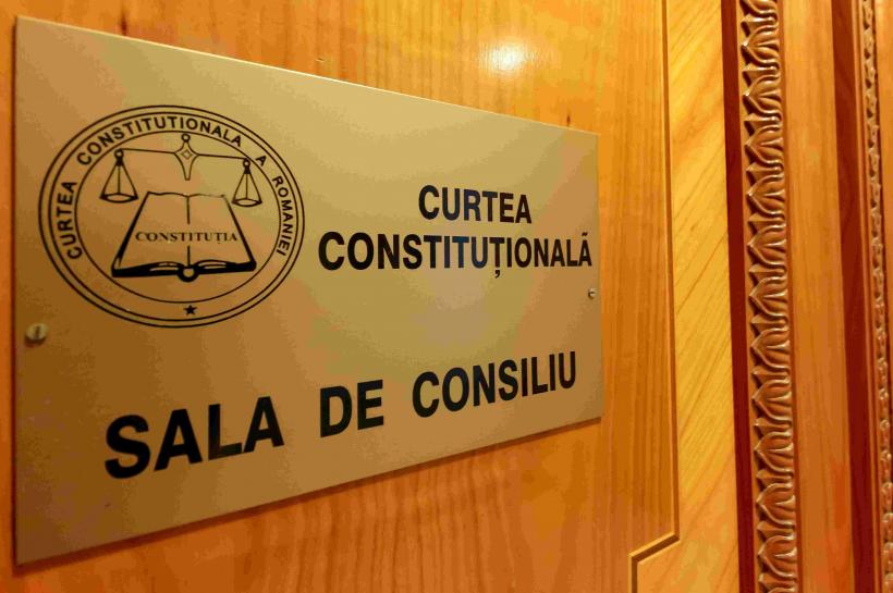 CCR decide astăzi soarta ordonanței SAFE. Miza: 16,6 miliarde de euro pentru apărare