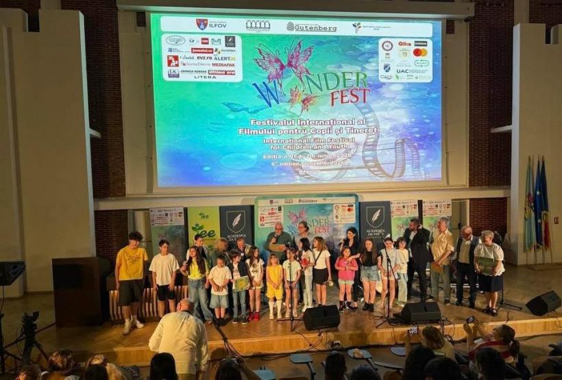 Peste 100 de copii au decis: Andra Gogan și „Sirenele: Secretul Medalionului” câștigă marele trofeu WonderFest 2026