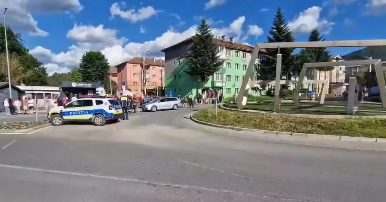 Un bărbat a deschis focul în Lupeni. Patru persoane au ajuns la spital