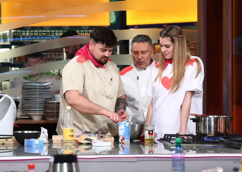 Amulete în cascadă la ultima confruntare culinară a echipelor de copii de la Chefi la cuțite – Viitorul are gust. Diseară se decid semifinaliștii! 19012259