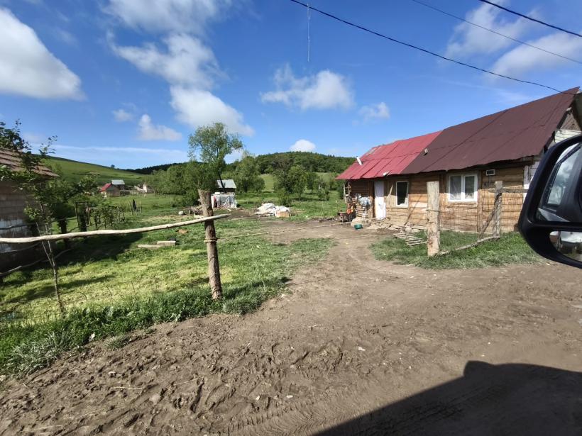 REPORTAJ: Inima sărăciei din România: când necăjiții își beau copiii 19012143
