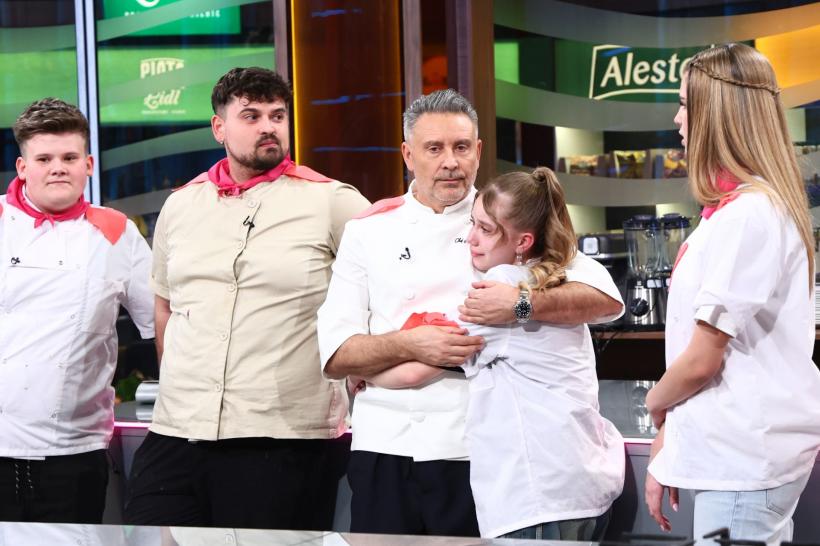 Echipa lui Chef Ștefan a câștigat ieri battle-ul, tunicile albastre fiind primele semifinaliste. Copiii Chefilor vin la degustare  în Semifinala Chefi la cuțite – Viitorul are gust 19012517