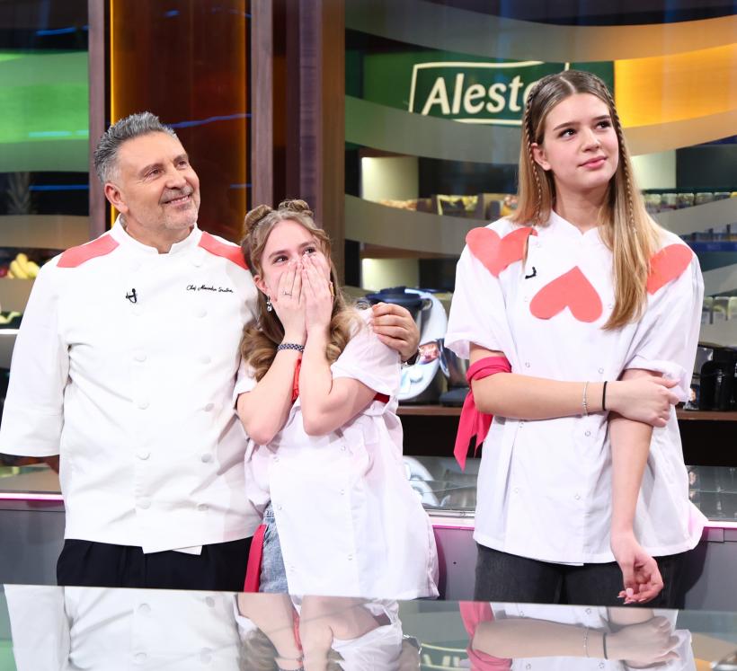 Echipa lui Chef Ștefan a câștigat ieri battle-ul, tunicile albastre fiind primele semifinaliste. Copiii Chefilor vin la degustare  în Semifinala Chefi la cuțite – Viitorul are gust 19012525
