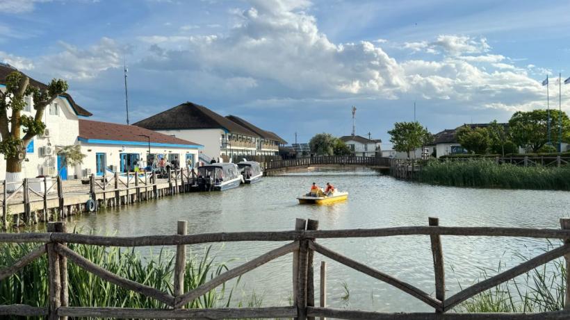 Gura Portiței, alternativa care oferă Litoralul și Delta Dunării „la pachet” 19012403