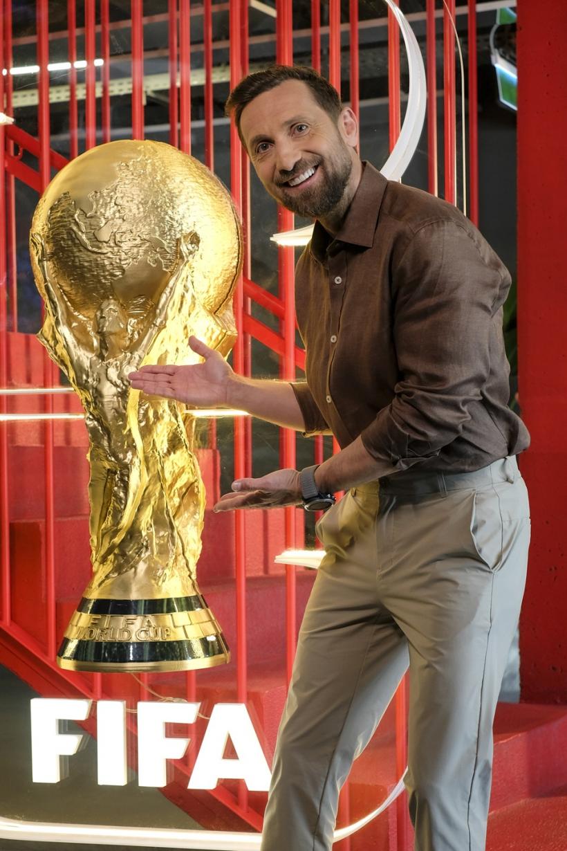 Tamaş şi Alexa sunt Fiertzi pe Mondial, live, pe AntenaPLAY, un nou format original de analiză, comentarii și reacții la cele mai importante momente ale competiției 19012470