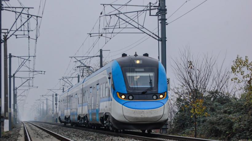 Primul tren „Made in China” intră pe șinele din România. Va circula pe Valea Prahovei începând din această vară