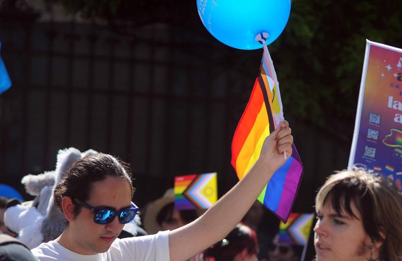 Bucharest Pride 2026. Mii de oameni s-au adunat pe Calea Victoriei  19013188