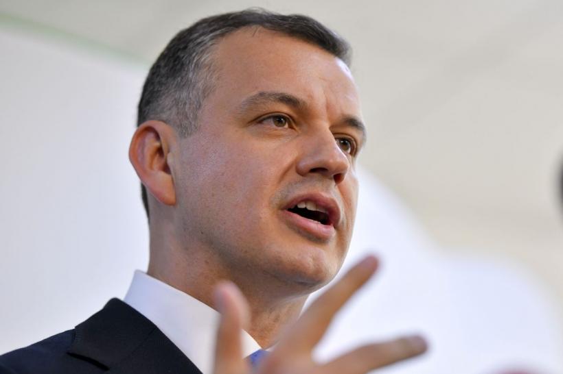 Program de guvernare exploziv: Tomac promite restructurarea statului, investiții în energie și reforme fiscale dure