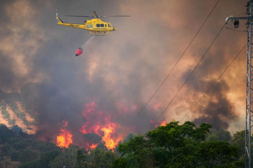 Alertă în Spania. Incendiu puternic de vegetație s-a extins pe sute de hectare în nordul țării