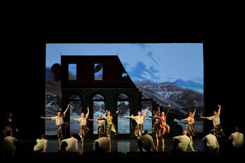 Ultimele bilete disponibile la Bucharest Opera Festival, la Carmen’s Love Affairs, Faust, Cenuşăreasa, Carmen, Adriana Lecouvreur și teatrul Noh japonez 19013510