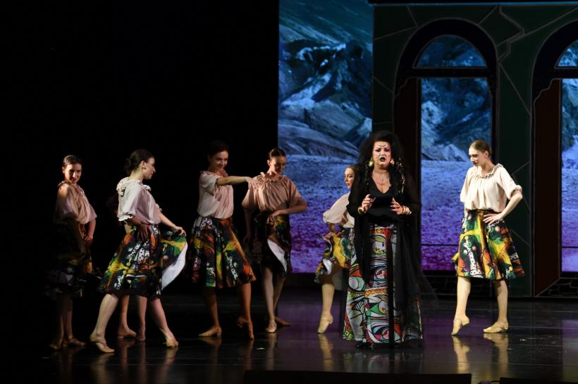 Ultimele bilete disponibile la Bucharest Opera Festival, la Carmen’s Love Affairs, Faust, Cenuşăreasa, Carmen, Adriana Lecouvreur și teatrul Noh japonez 19013511