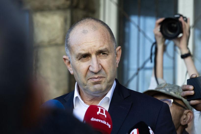 Criză bugetară severă în Bulgaria: Rumen Radev avertizează că „nu mai există bani în Trezorerie”
