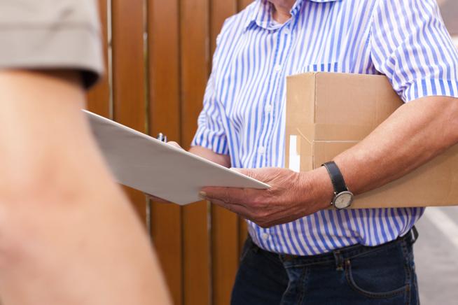DNA lovește sectorul de delivery: Descinderi de amploare în mai multe județe