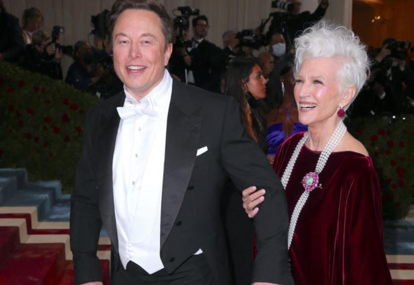 Elon Musk, crescut după reguli stricte. Mama miliardarului dezvăluie cele 6 principii care i-au modelat succesul