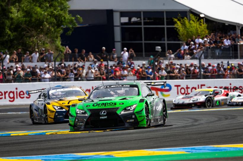 Fiul lui Dorinel Umbrărescu a fost la un pas de istorie la Le Mans. Cursa dramatică încheiată la doar 1,8 secunde de podium
