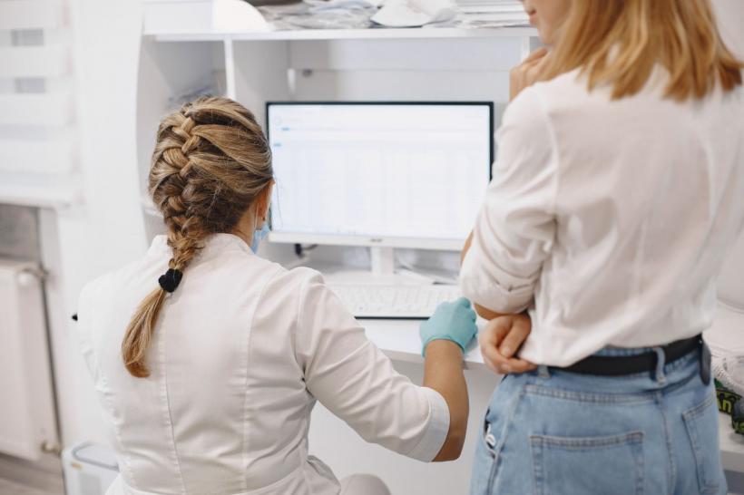 „e-SănătateaMea”. Programări online la doctor, de vara aceasta