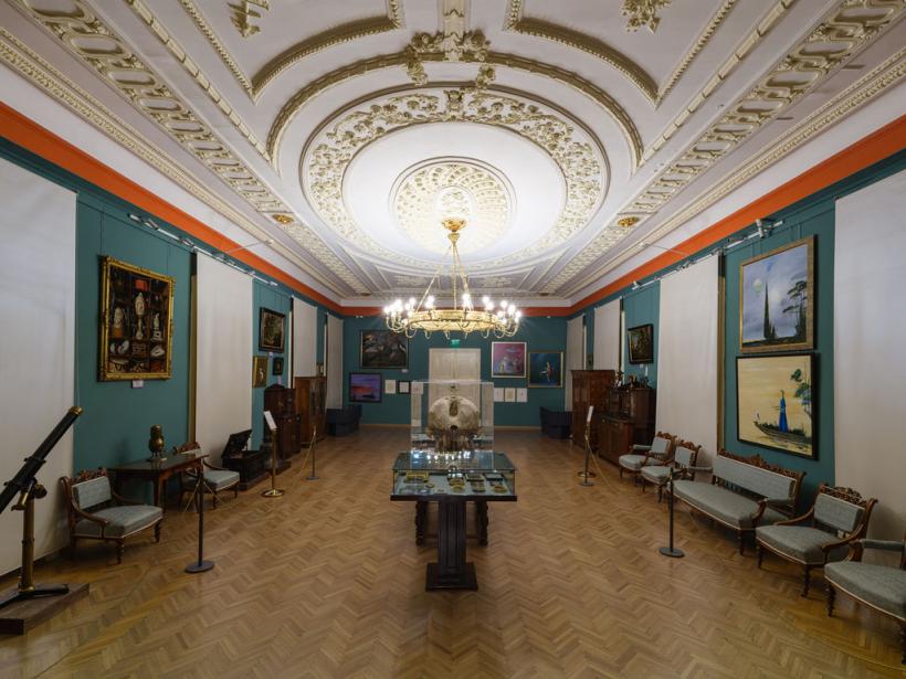 Transilvania | Extravaganza se deschide la Sibiu. 130 de lucrări și peste cinci decenii de creație în cea mai amplă expoziție dedicată lui Ștefan Câlția 19014157