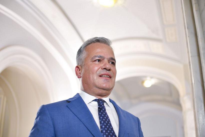 Adrian Veștea își anunță candidatura la șefia PNL și cere amânarea Congresului