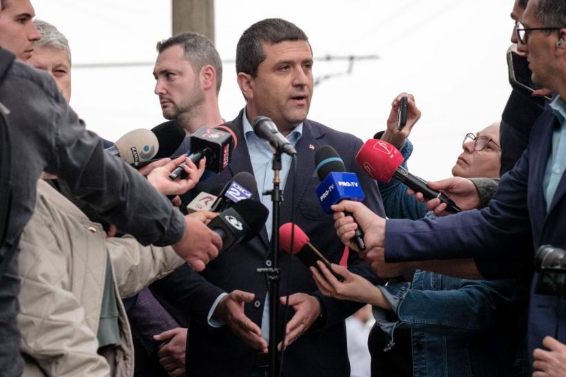Radu Miruță anulează scumpirea biletelor la metrou. Tarifele Metrorex rămân neschimbate
