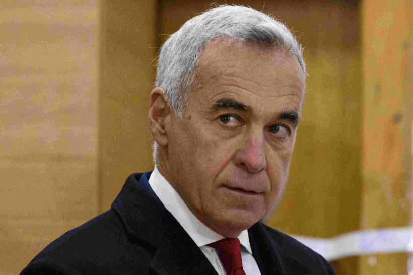 Războiul politic a ajuns în faza pe „dosare” și pe „suspendare. Omul lui Bolojan îl amenință pe președinte cu vorbele lui Călin Georgescu 19014143