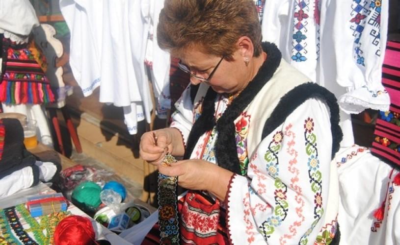 Magia Sânzienelor la Muzeul Țăranului: Târg cu meșteșuguri și produse tradiționale în acest weekned