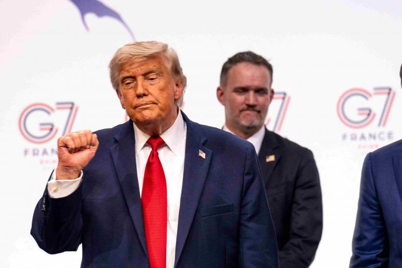De la „America First” la „America Alone”. Cum s-a întors arma naționalismului contra lui Trump
